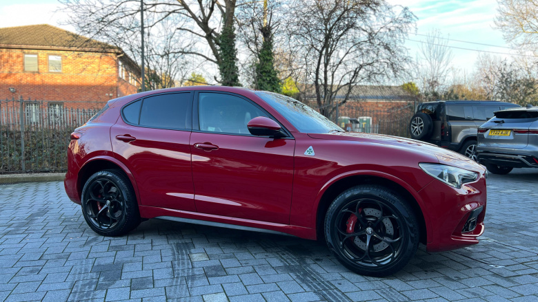 Alfa Romeo Stelvio 2.9 V6 BiTurbo 510 Quadrifoglio 5dr Auto Petrol Estate